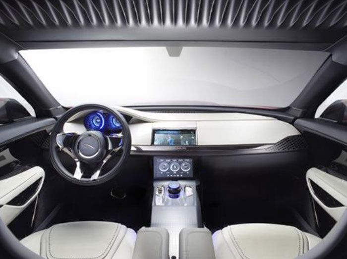 Jaguar Land Rover investiga la forma de reducir las distracciones al volante.