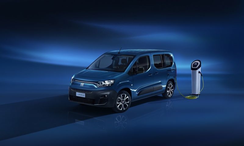 Fiat Professional abre pedidos para los nuevos E-Doblo y Doblo totalmente eléctricos en el Reino Unido 01 050922