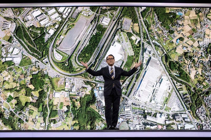 El presidente de Toyota, Akio Toyoda, Presenta el Toyota Woven City, una futurística ciudad donde las nuevas tecnologías serán probadas, durante el International Consumer Electronics Show, en Las Vegas, Nevada, Estados Unidos.