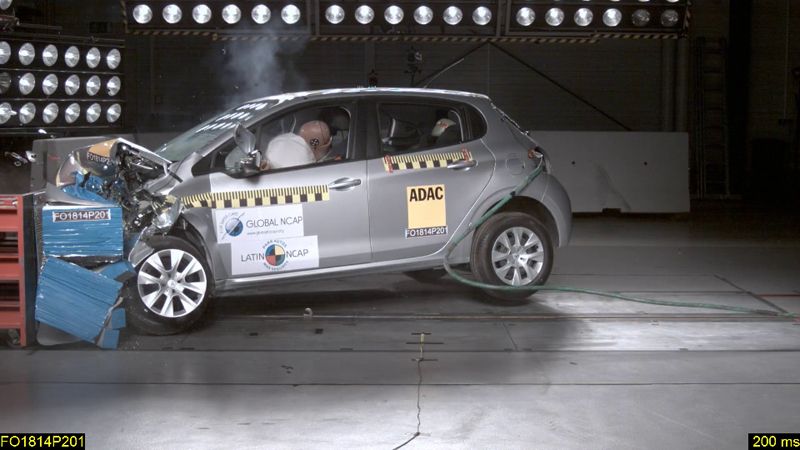 Peugeot 208.
