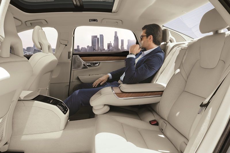 Volvo S90 Excellence.