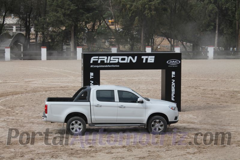 JAC Frison T6.