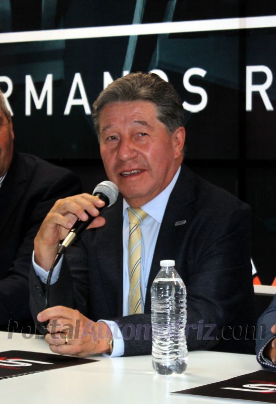 Alfonso Oros, director de la Federación Mexicana de Automovilismo.