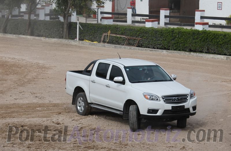 JAC Frison T6.