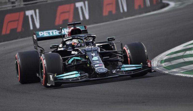 Lewis Hamilton (Mercedes) 01 - 041221