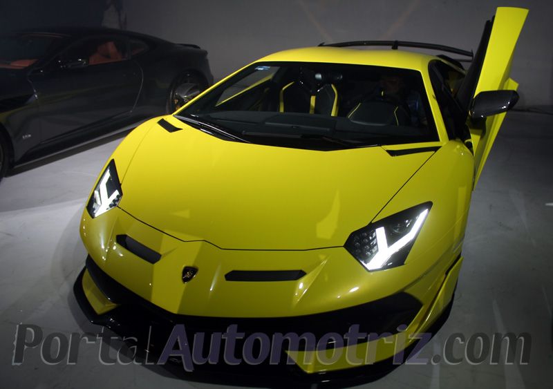 Lamborghini Aventador SVJ.