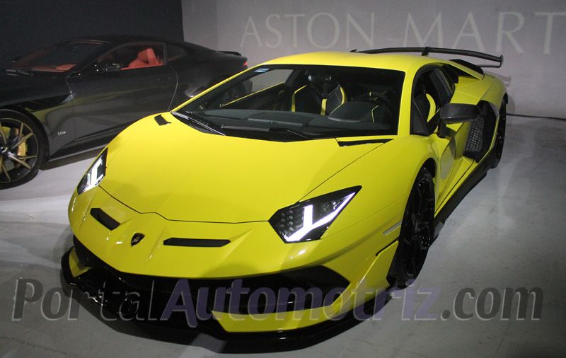 Lamborghini Aventador SVJ.