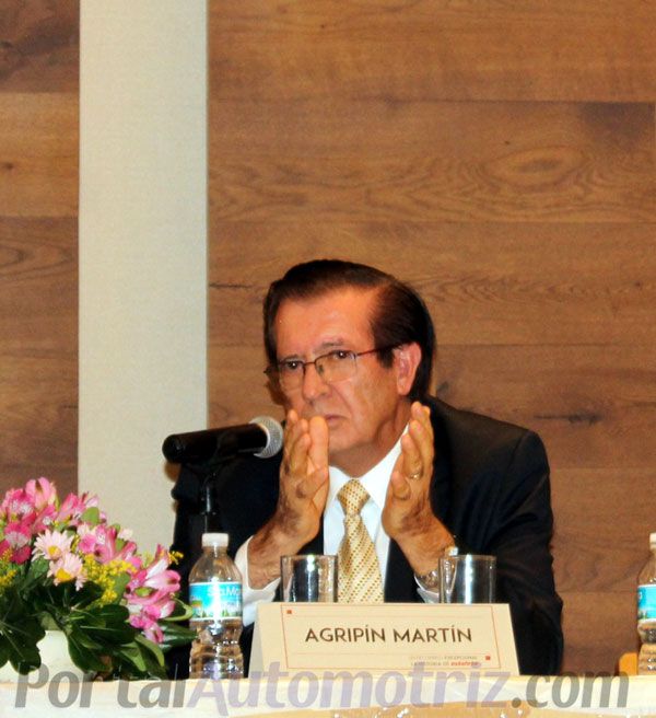 Agripín Martín, socio fundador de Estafeta.
