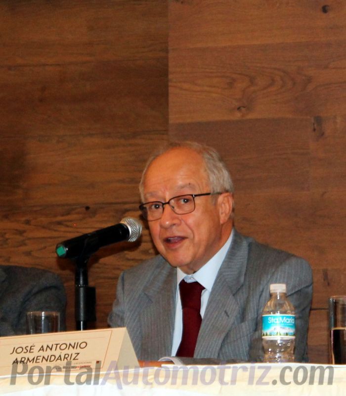 José Antonio Armendariz, director general de Estafeta de 1985 a 2009.