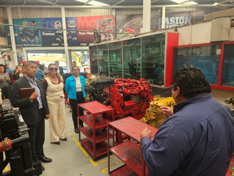 ISUZU México Grupo CEDVA 01011124