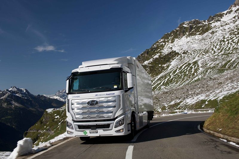 La flota de camiones XCIENT Fuel Cell de Hyundai supera el millón de kilómetros