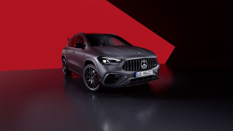Mercedes-AMG renueva ampliamente el modelo superior de su familia de SUV compactos Performance 01 121023