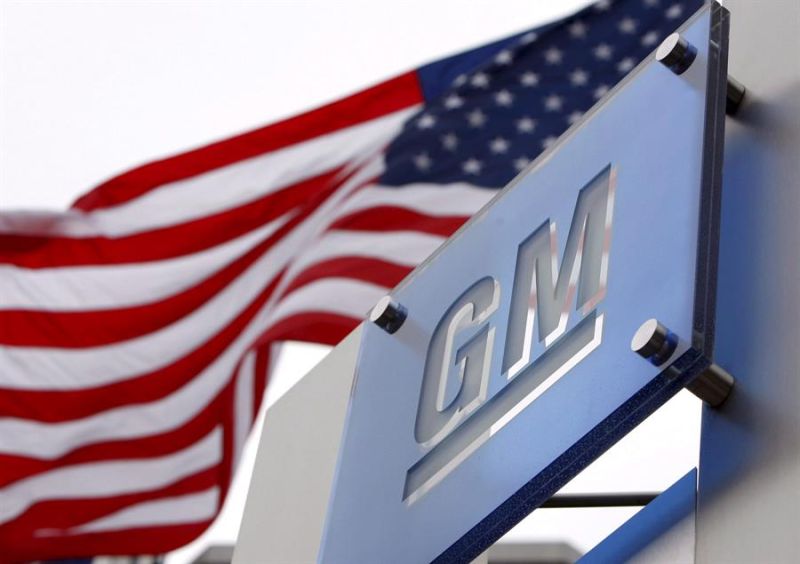 Fotografía de archivo del logotipo de General Motors en Detroit, Michigan, USA. EFE/EPA/Jeff Kowalsky