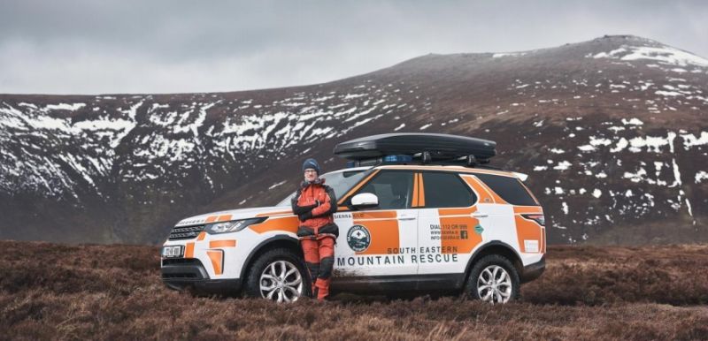 LAND ROVER DISCOVERY APOYA EL RESCATE DE MONTAÑA A MEDIDA QUE SE ELIMINAN LAS RESTRICCIONES DE VIAJE