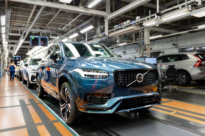 El último vehículo diésel de Volvo Cars sale de la línea de producción 01 270324