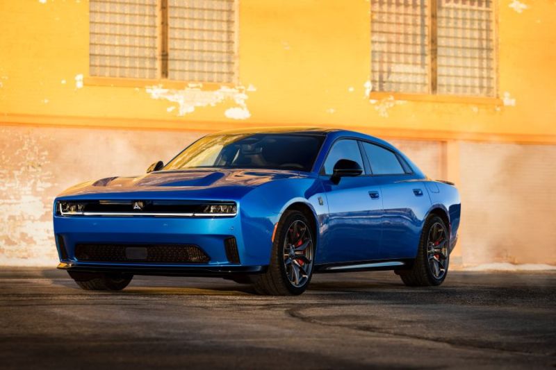 Dodge Charger Daytona Sedan 2026 01210525