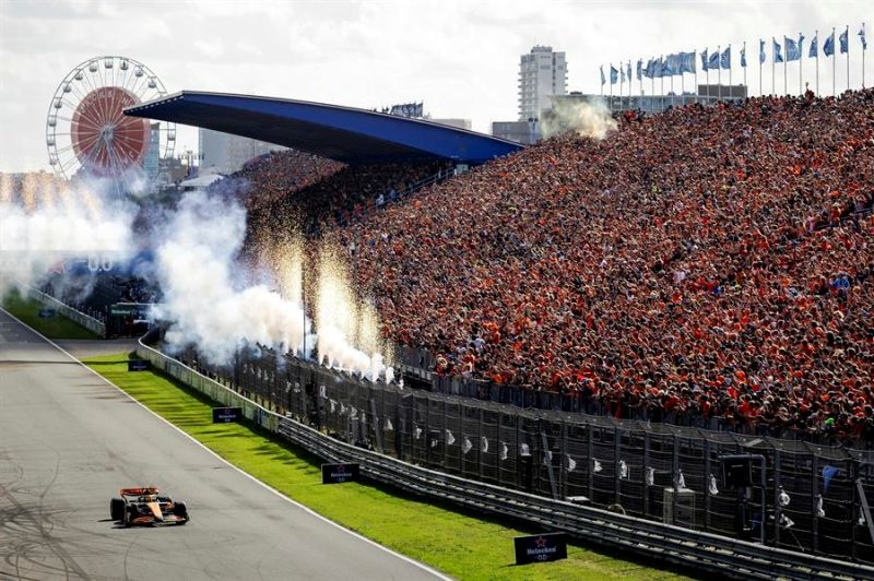 El británico Lando Norris (McLaren) gana el GP de Países Bajos de F1. EFE/EPA/SEM VAN DER WAL 01 250824