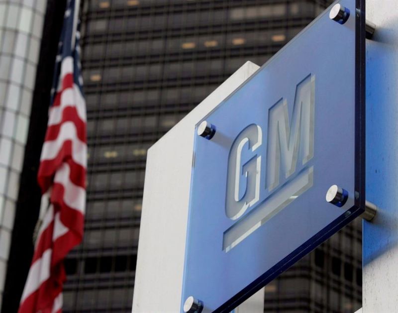 En la imagen, el logo de General Motors en Detroit (Estados Unidos).