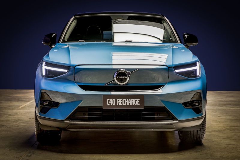 Volvo C40 Recharge Pure Electric 03 140322