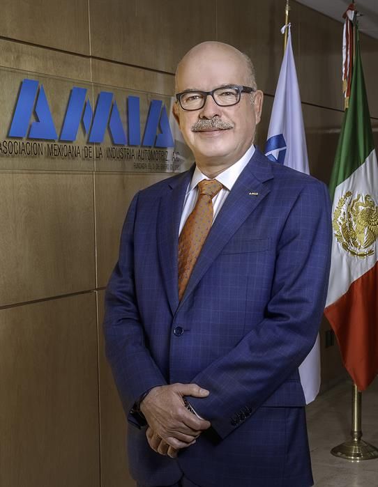 Fotografía cedida por AMIA del presidente de la AMIA, José Zozaya, mientras posa en Ciudad de México (México). EFE/ Amia / 010010223