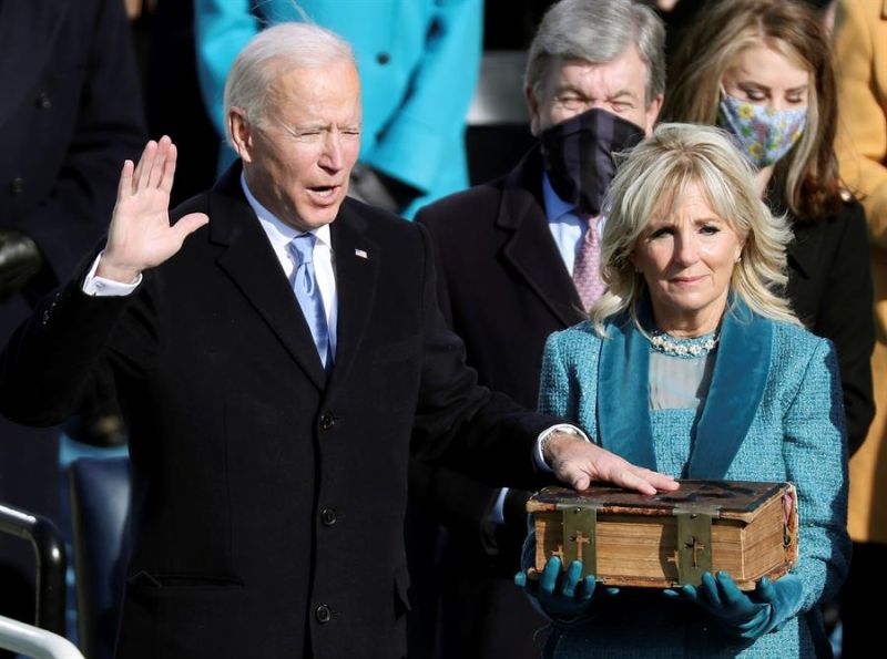 Joe Biden jura el cargo y se convierte en el presidente número 46 de EE.UU.