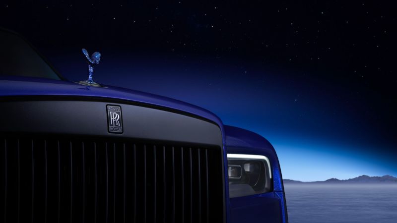 Insignia negra Cullinan Sombra azul 02 300523