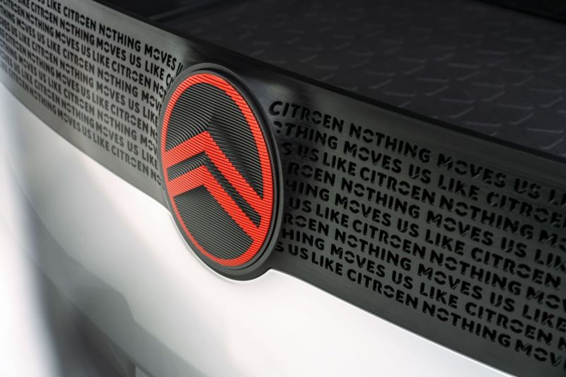 Citroën presenta nueva identidad de marca y logotipo 01 270922