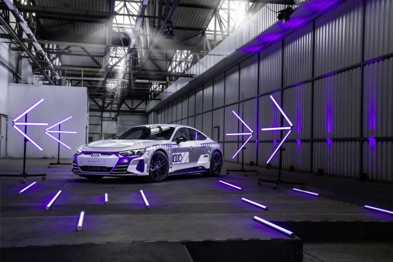 Congelado, enmarcado: el nuevo Audi RS e-tron GT Ice Race Edition 01 111223