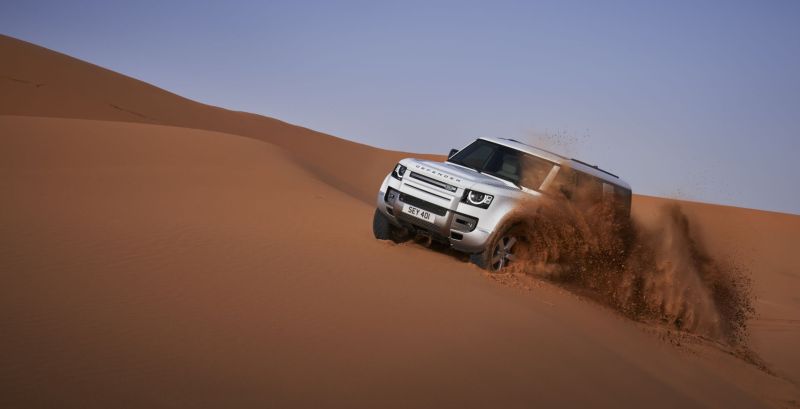 Nuevo Land Rover Defender 130: el imparable explorador de 8 plazas 01 180522