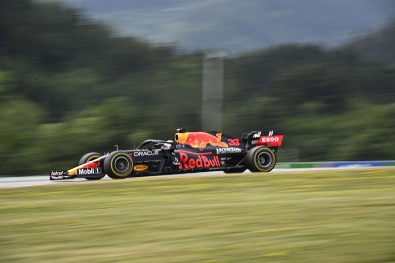 Max Verstappen (Red Bull) - 02 - 040721