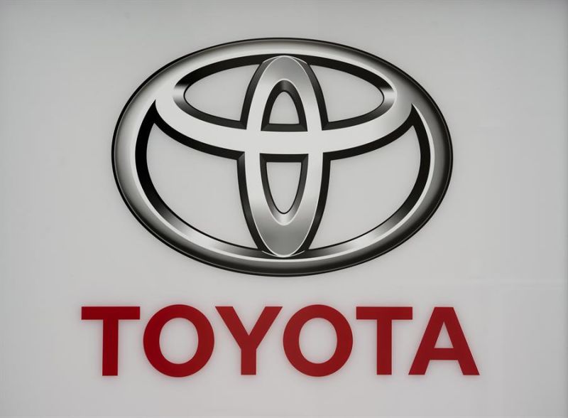 Toyota Logo 01 060422