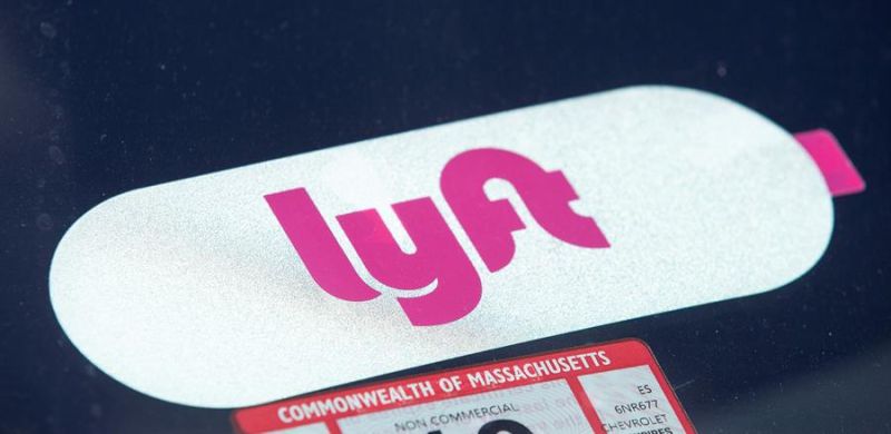 Fotografía de archivo del logo de la empresa de alquiler de vehículos Lyft. EFE/CJ Gunther 01 140224