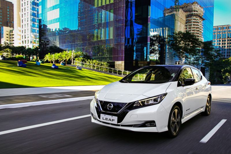 Nissan desarrolló su gran experiencia en electrificación con Nissan LEAF, el primer vehículo eléctrico de producción masiva. 01 110822