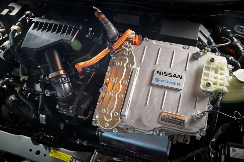 Los vehículos Nissan con tecnología e-POWER combinan un motor totalmente eléctrico con un motor de gasolina que recarga la batería.