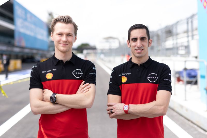 En la actual temporada de la serie (la octava), compiten los pilotos Sebastien Buemi y Maximilian Günther. 
