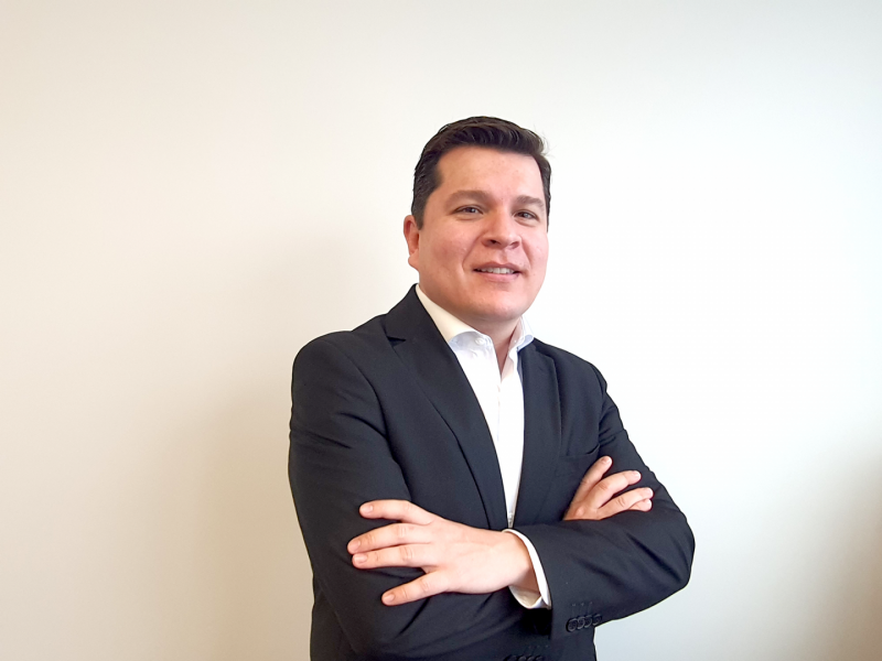 Francisco Muñoz Peraire, Vicepresidente y Director General de la Región Pacífico de AT&T México.