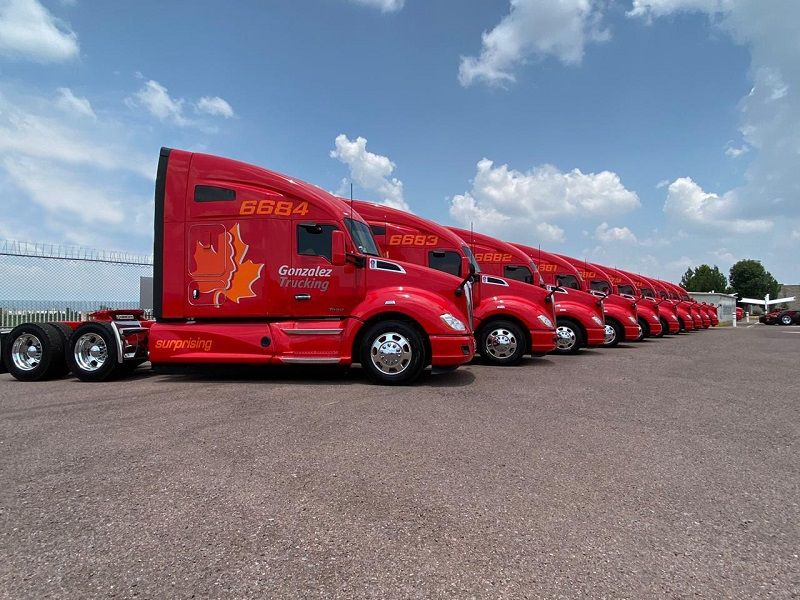 González Trucking González Trucking