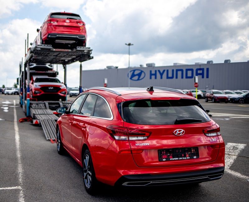 LA FÁBRICA DE HYUNDAI EN NOŠOVICE EXPORTÓ SUS VEHÍCULOS A MÁS DE 70 PAÍSES DE TODO EL MUNDO EL AÑO PASADO Y AUMENTÓ SUS BENEFICIOS EN UN 2,3%.