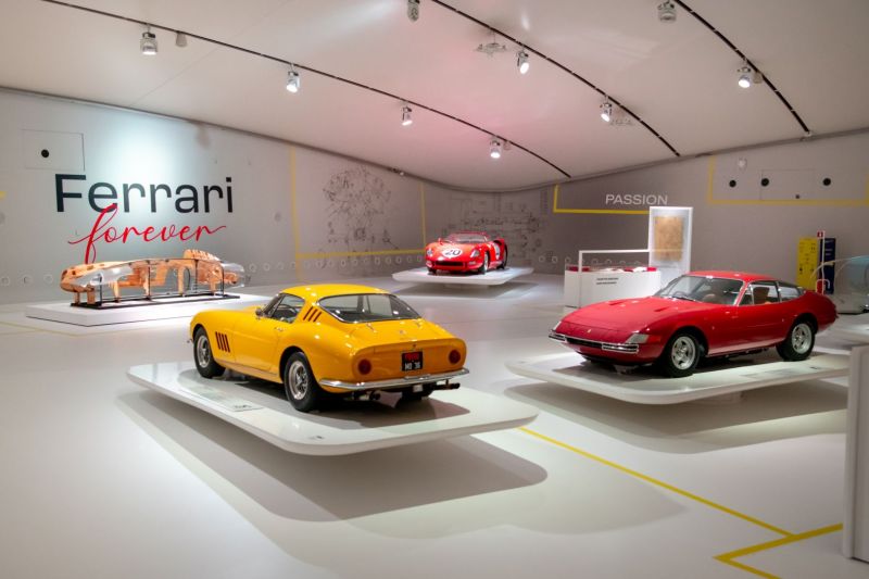 Museo Enzo Ferrari de Módena 01 140322