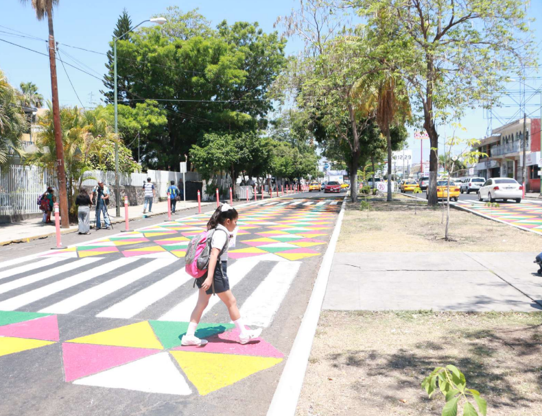 Escuelas 01 050523