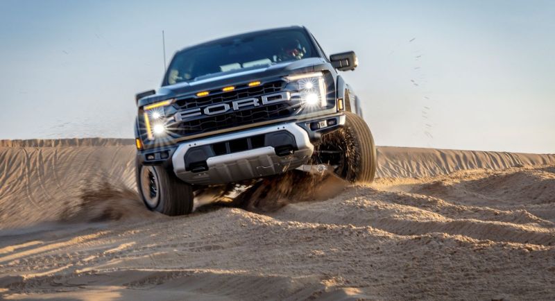 El verdadero poder  Ford Lobo Raptor® 2024 está aquí 01 240624