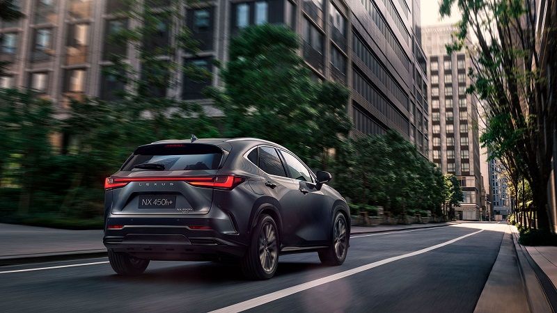 Lexus NX 450h +