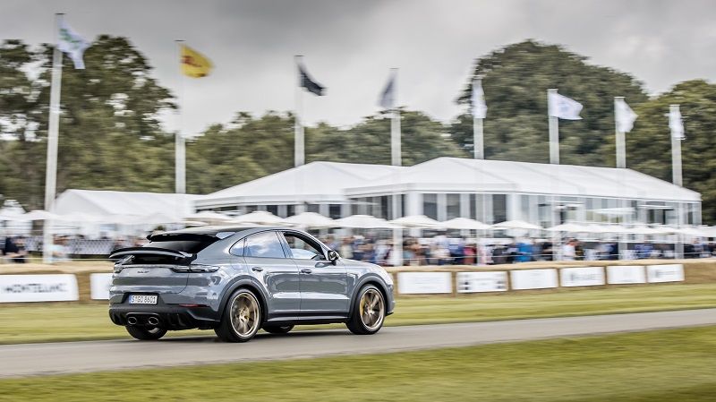  PORSCHE CAYENNE TURBO GT