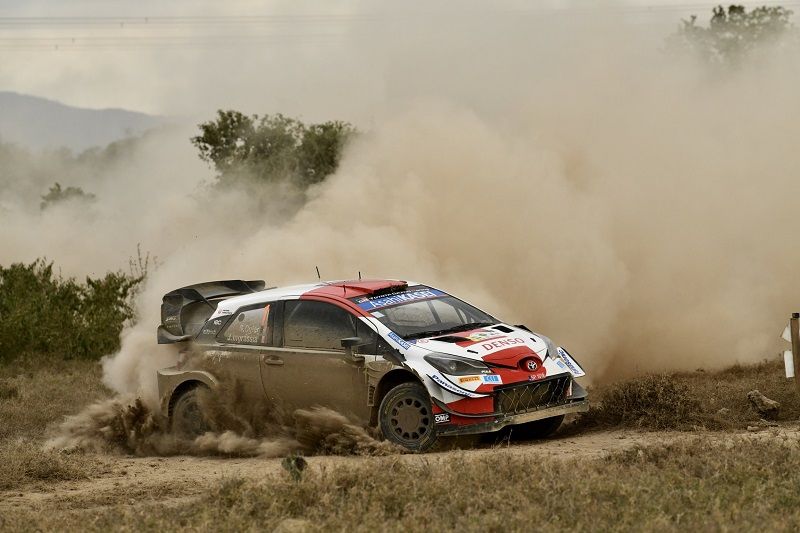 Sebastien Ogier con el Toyota Yaris WRC en el Rally Safari