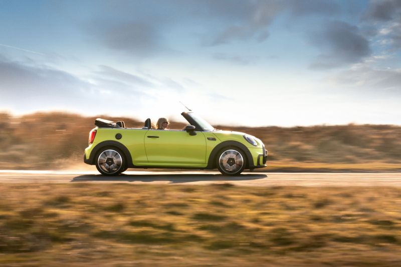  MINI Convertible five-time winner at Auto Express Awards 2021