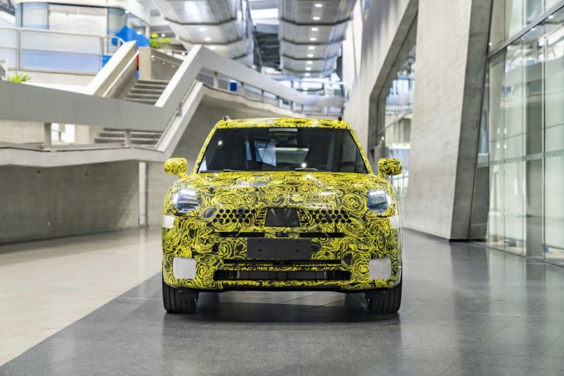 El nuevo MINI Countryman en la planta de BMW Group en Leipzig 01 010323