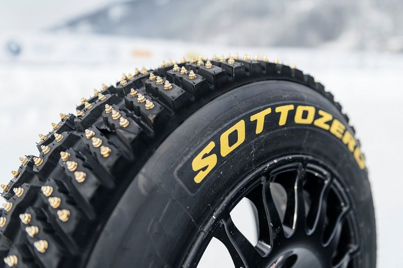 NEUMÁTICOS PIRELLI SOTTOZERO CON CLAVOS