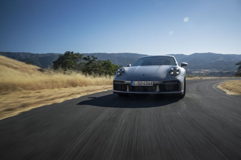 911 Turbo 50 años 01 190824