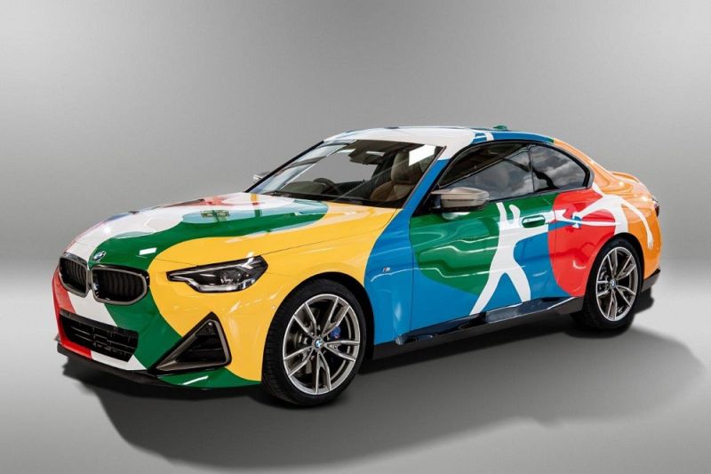 Convierten al nuevo BMW Serie 2 Coupé nacido en México en una obra de arte