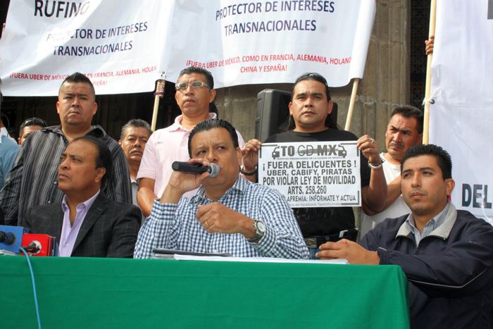 El GDF es responsable de que taxistas en general no puedan dar servicio de primera, dijo Ignacio Rodríguez.